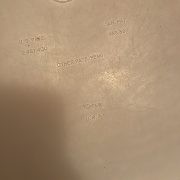 Vintage Clear Sheer Tupperware large storage - Picture 4 of 9